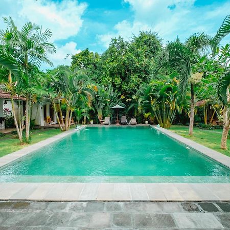 Agung Wiwin Homestay & Restaurant Mengwi المظهر الخارجي الصورة