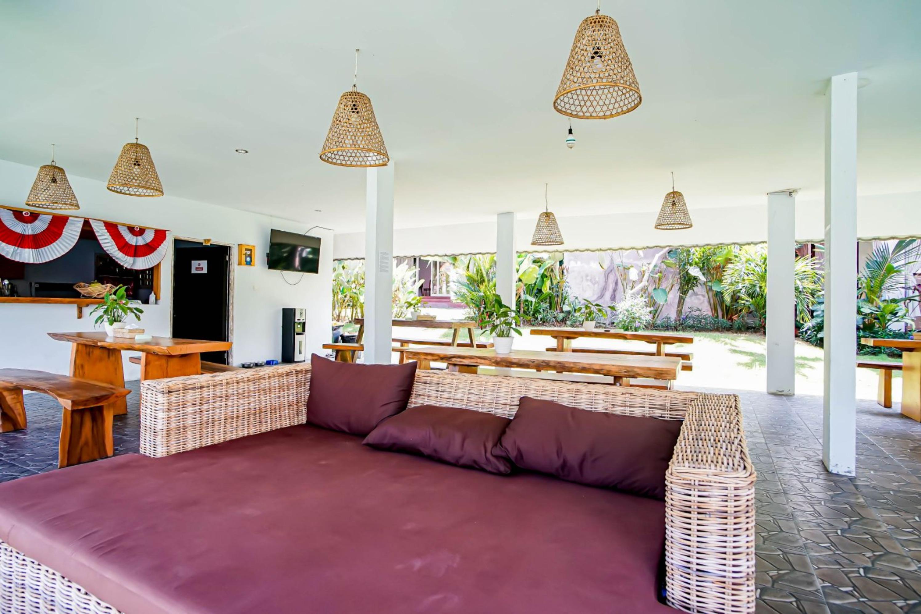 Agung Wiwin Homestay & Restaurant Mengwi المظهر الخارجي الصورة