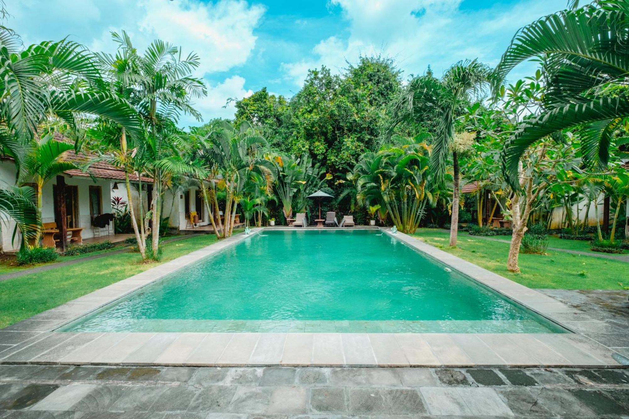 Agung Wiwin Homestay & Restaurant Mengwi المظهر الخارجي الصورة